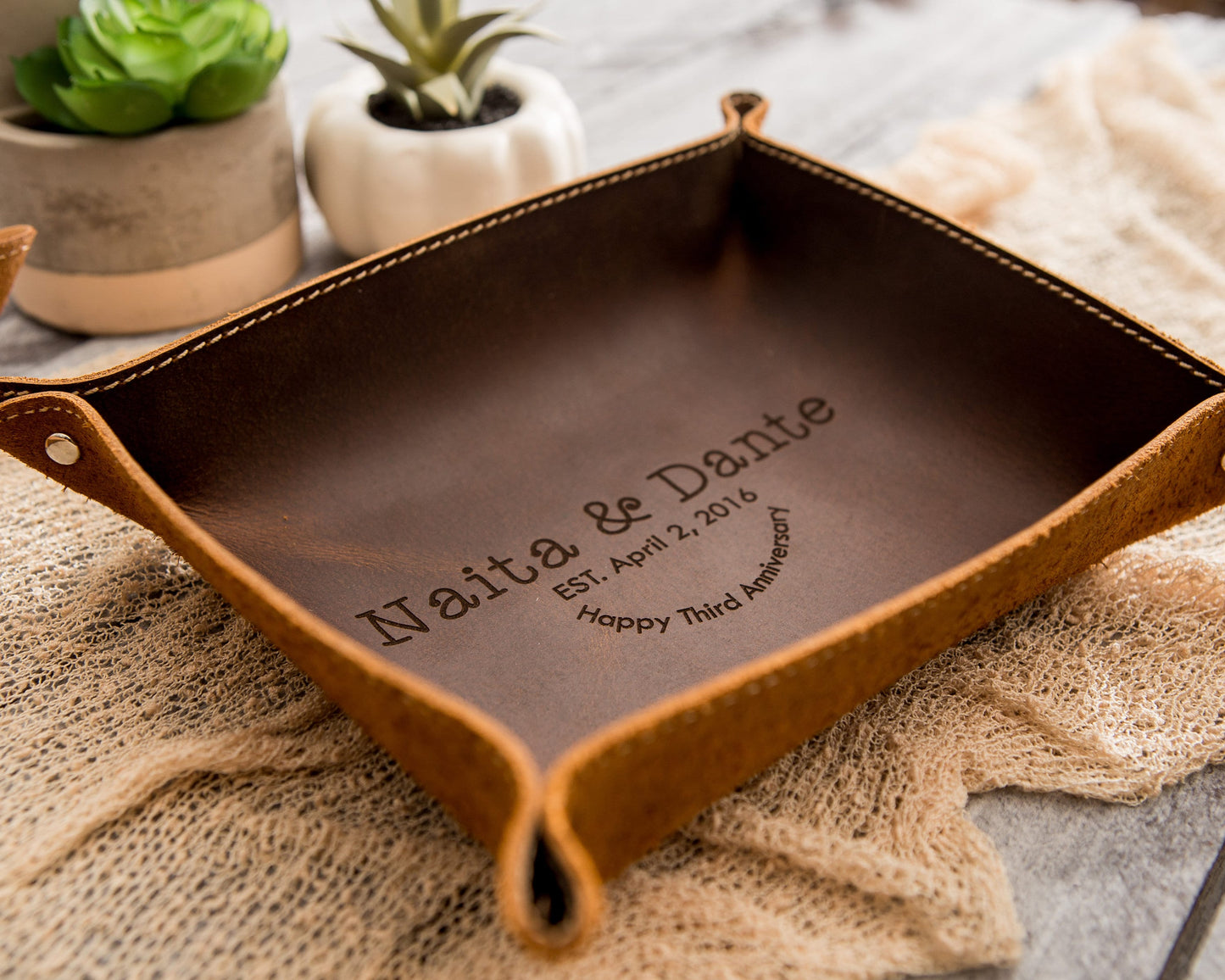 Engraved Anniversary Leather Valet Tray Gift - 3rd Year Anniversary Couple Husband Wife, Thoughtful Custom Gift, Empty Your Pockets Daddy